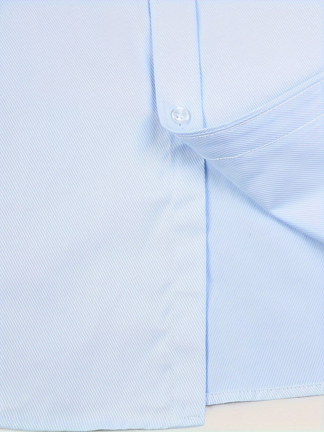 Elegante camicia da uomo in 100% cotone - vestibilità slim, elegante chiusura a bottoni e classico colletto semi-italiano