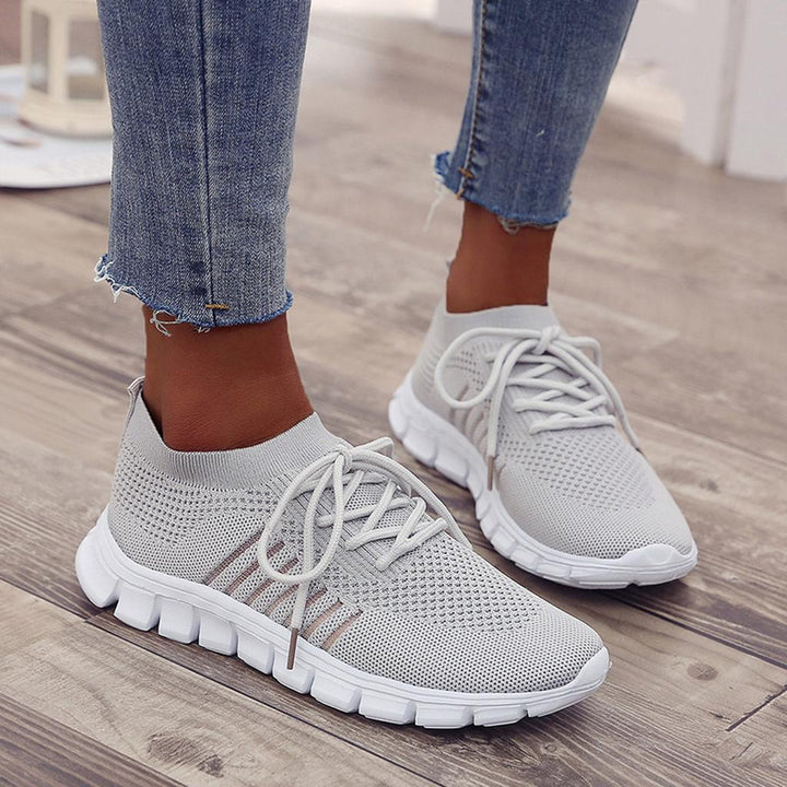 Sneakers da donna in mesh alla moda per un look elegante e confortevole