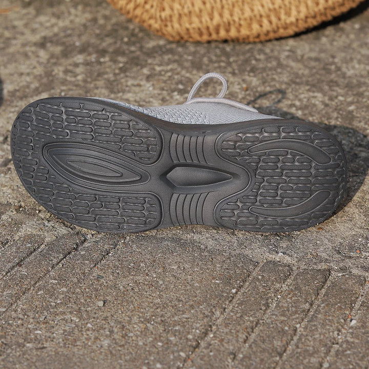 Comode scarpe da ginnastica da donna in maglia - senza sforzo, slip-on e con lacci - traspiranti e leggere, ideali per l'uso quotidiano