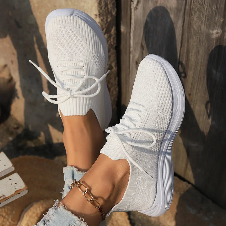 Comode scarpe da ginnastica da donna in maglia - senza sforzo, slip-on e con lacci - traspiranti e leggere, ideali per l'uso quotidiano