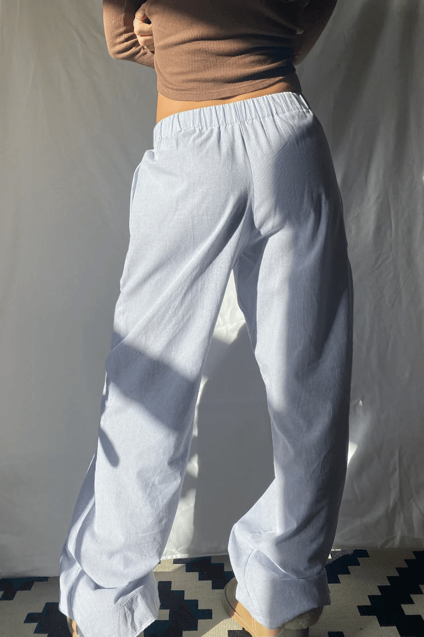 Pantaloni da donna comodi e alla moda per uno stile unico e un'ottima sensazione al tatto