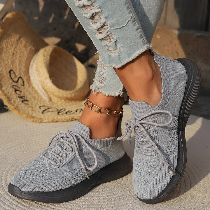 Comode scarpe da ginnastica da donna in maglia - senza sforzo, slip-on e con lacci - traspiranti e leggere, ideali per l'uso quotidiano