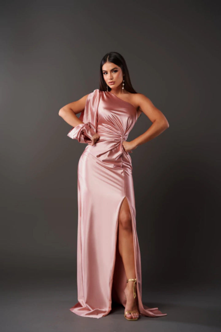 Elegante abito da sera monospalla con eleganti pieghe e uno spacco chic - per mettere in risalto il vostro fascino irresistibile