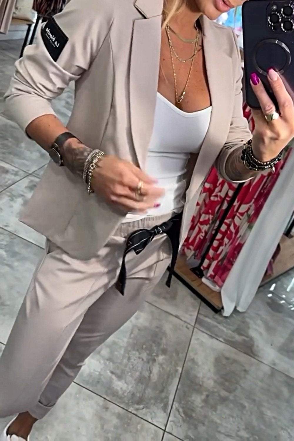Elegante e raffinato set da donna Louise™ a due pezzi per un look unico