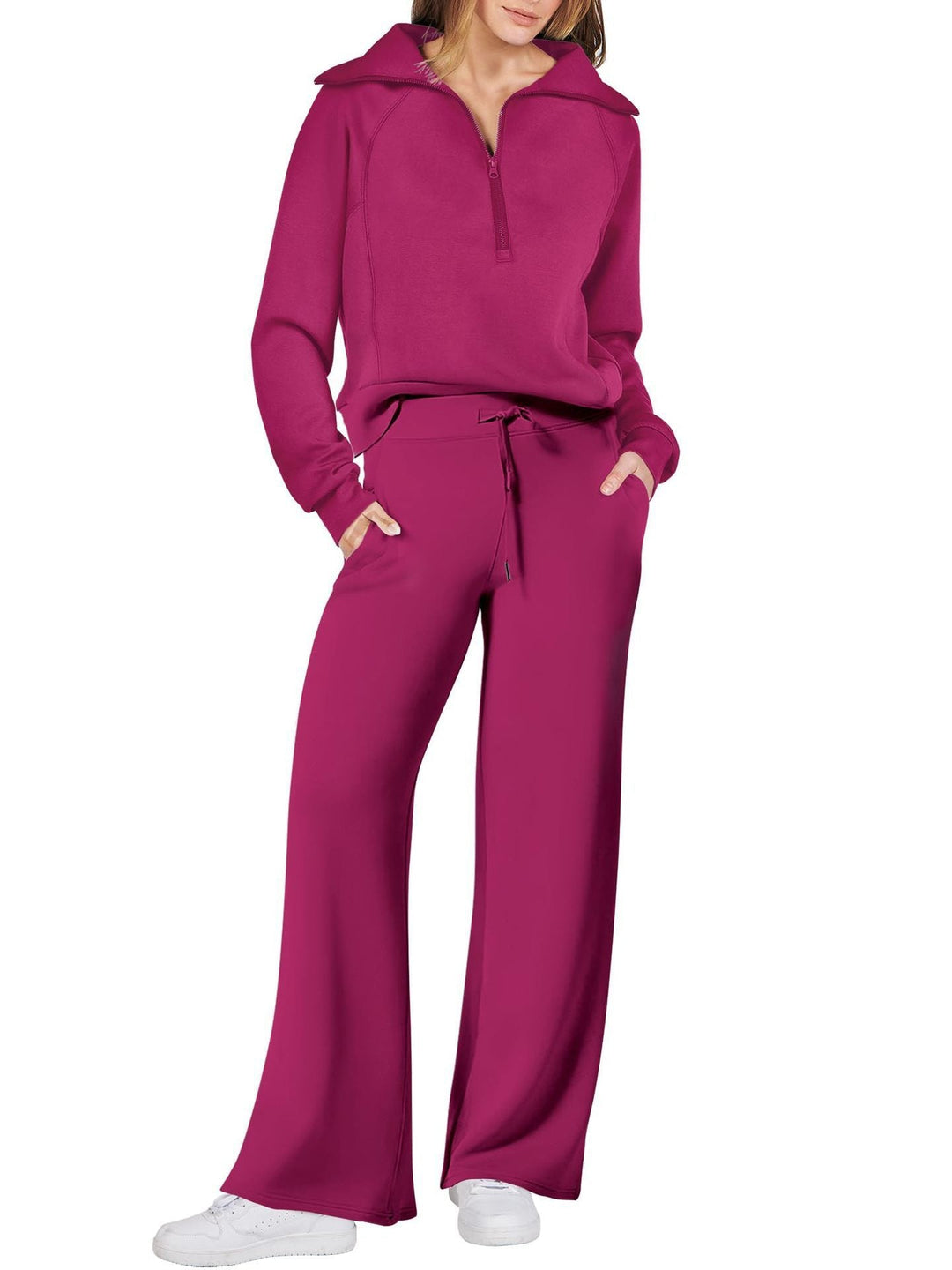 Set lounge comodo e spazioso con eleganti pantaloni a gamba larga - ideale per le donne