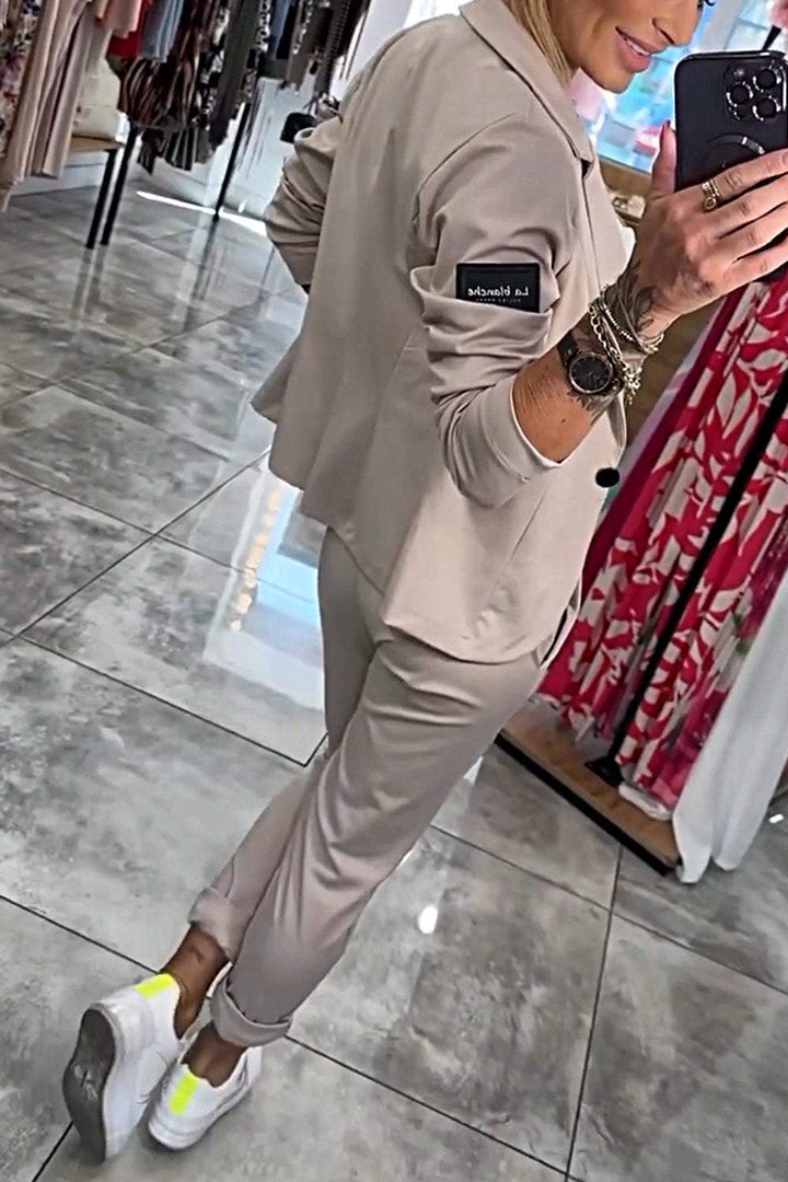 Elegante e raffinato set da donna Louise™ a due pezzi per un look unico