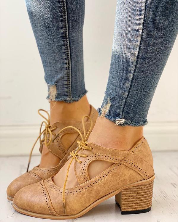 Eleganti tacchi a spillo Brogue da donna per un look unicamente chic